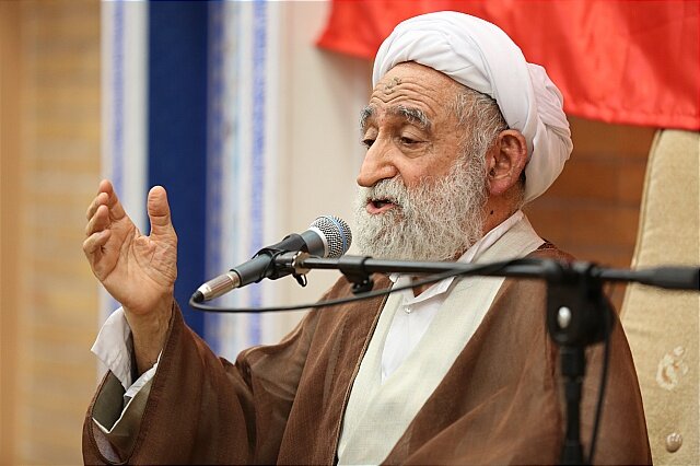 عزاداری امام حسین علیہ السلام کی پہچان ناکافی ہے/ پورے زمانے کے لئے عاشورا کی نئی بات