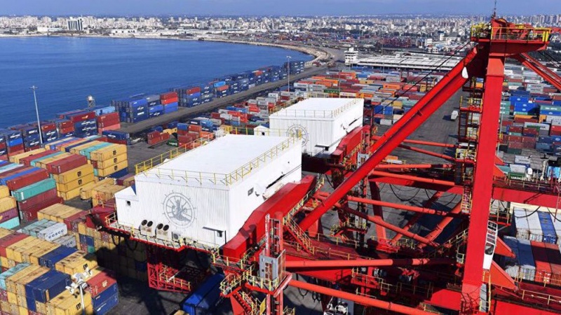 Syrie/Lattaquié: un cargo frappé!