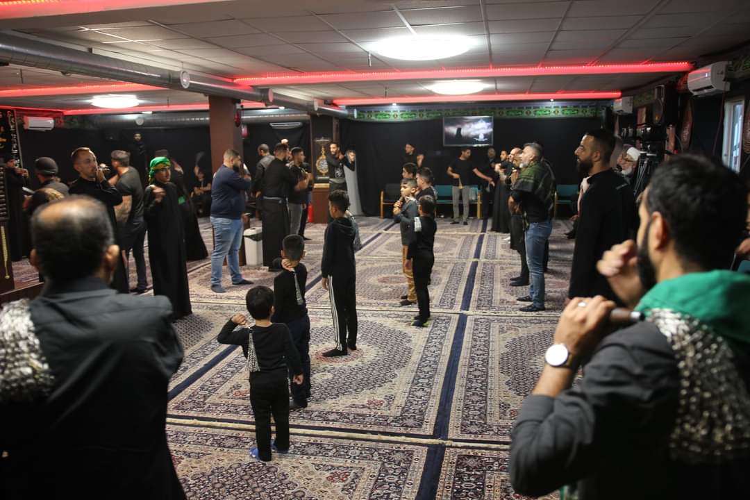 Photos : Première nuit de Muharram au centre Imam Sadiq de Copenhague, Danemark