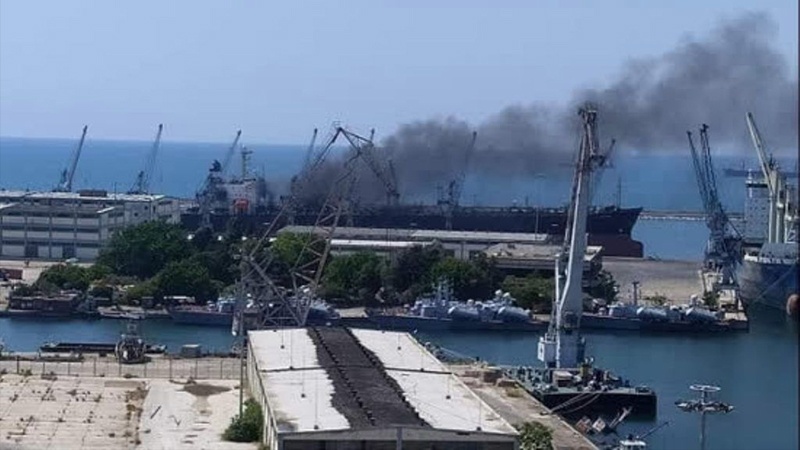 Kapal yang Terbakar di Latakia Milik Suriah, Bukan Iran