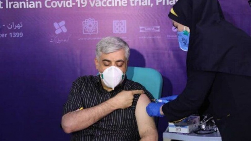 Yaklaşık 14 milyon İranlı korona aşısı yaptırdı