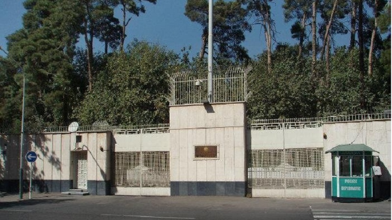 Посольство России в Тегеране, в продолжение реакции на скандальное фото, принесло свои извинения