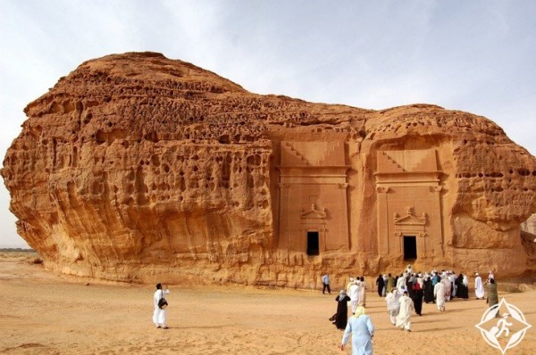 ازدهار السياحة المحلية في السعودية أثرت تأثيراً سلبيًا كبيراً على البحرين