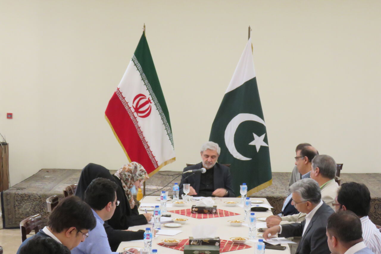 ایرانی اور پاکستانی میڈیا کا دونوں قوموں کے درمیان تعاون بڑھانے میں اہم کردار