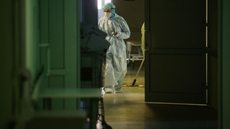俄单日新增新冠病毒死亡病例达819例