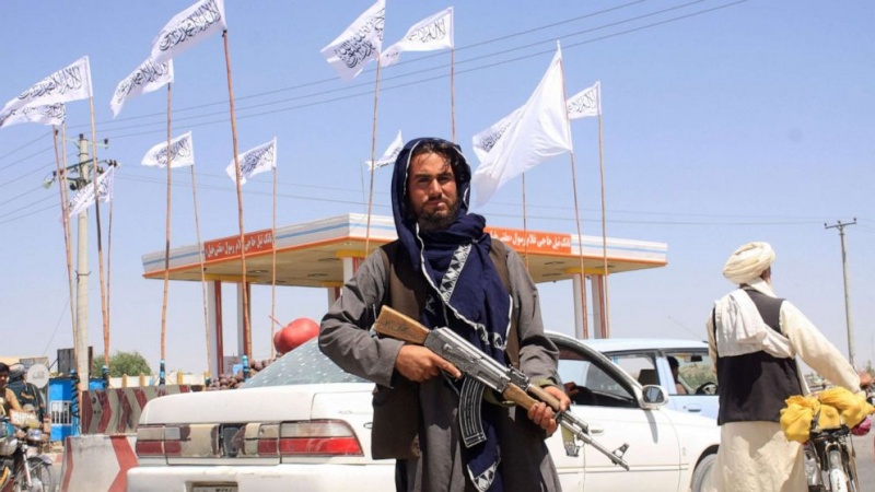 Taliban, Afganistan'da hızlı ilerleyişine devam ediyor