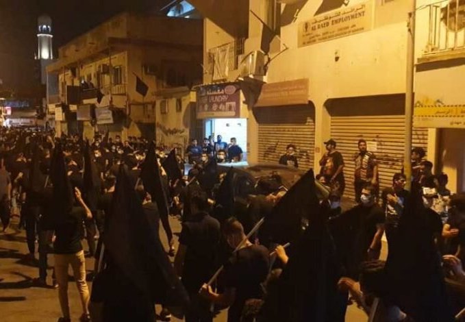 أكثر من ستّين مأتمًا وحسينيّة في البحرين «يطالبون بإلغاء اشتراط إبقاء مواكب العزاء في محيط المآتم»