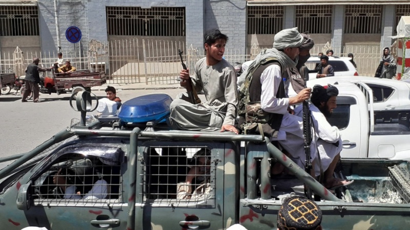 Comment l'Afghanistan a-t-il pu s’effondrer en quelques jours ?