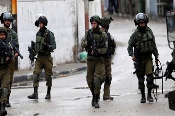 Israeli enemy shot martyr 3 Palestinians in West Bank