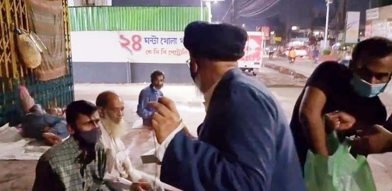 تقارير مصورة / توزيع الطعام للمحتاجين في مدينة "خولنا" بمناسبة شهر محرم 