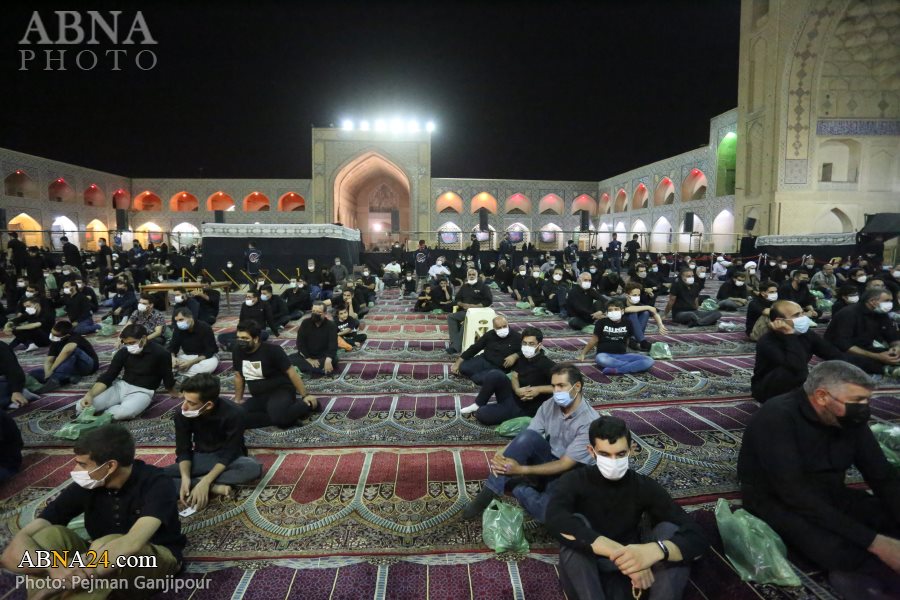 تقارير مصورة / مجلس العزاء الحسيني في الليلة الثامنة في مسجد "جامع" بمدينة اصفهان