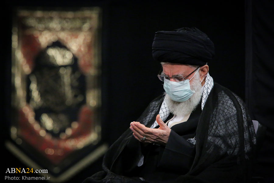 Photos: Ayatollah Khamenei attends second night of mourning ceremonies for Imam Hussain (a.s.)