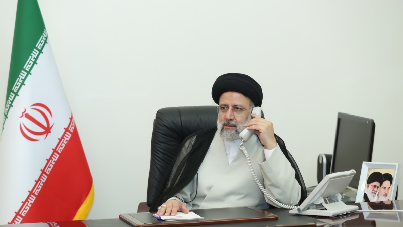 ایران عراق تعلقات پڑوسیوں کے تعلقات سے بالاتر ہیں؛ صدر رئیسی کی مصطفیٰ الکاظمی سے گفتگو