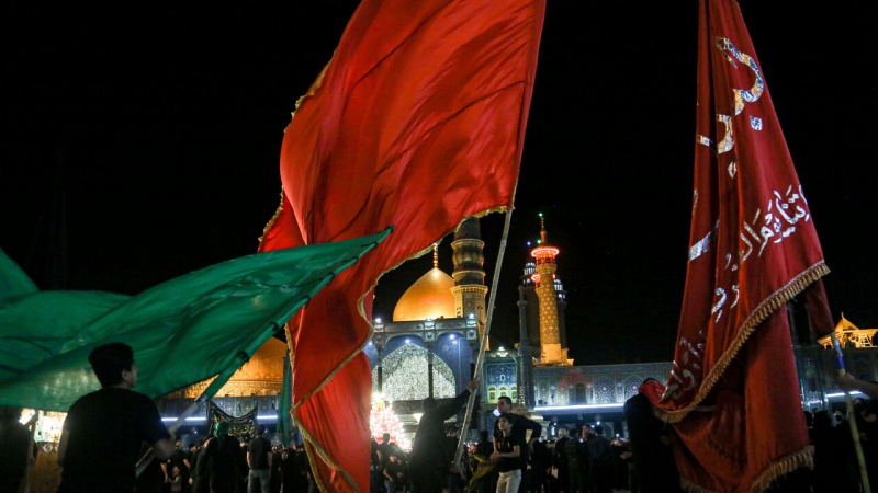 Соболезнования по поводу наступления Тасуа Хусейна (мир ему); исламский Иран подгружен в печаль, скорбь и траур