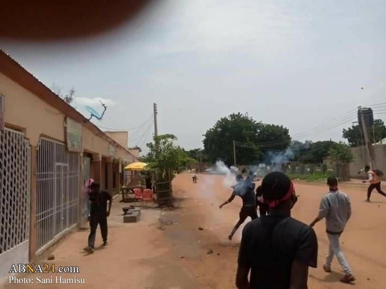 Photos: Buhari forces attack Imam Hussain peaceful mourners in Sokoto, many injured (Updated 2)