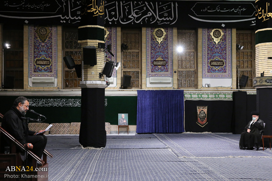 تصویری رپورٹ/ رہبر انقلاب اسلامی کی موجودگی میں شام غریباں کی مجلس عزا