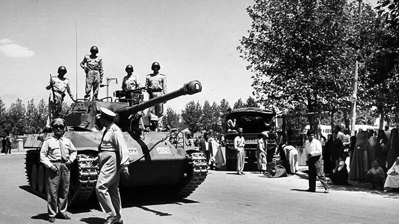 １９日木曜は１９５３年のイランのクーデター勃発記念日
