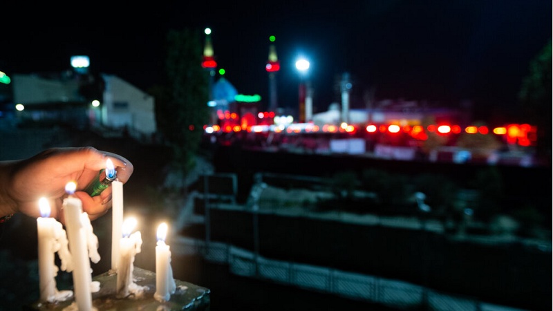 イラン各地でシーア派の夜間追悼の儀式が開催