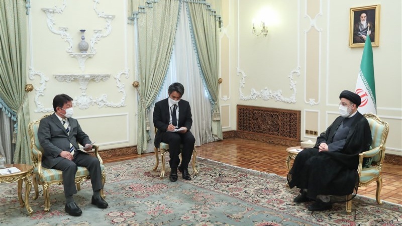 Bertemu Menlu Jepang, Raisi Desak Pembebasan Aset Iran