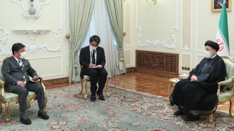 イラン大統領、「対日関係の拡大はイランにとって極めて重要」