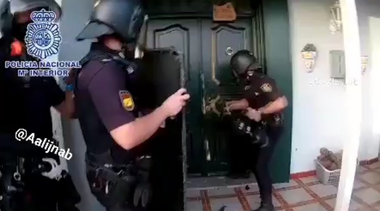 İspanya polisinden bitcoin madencilerle dolu eve baskın