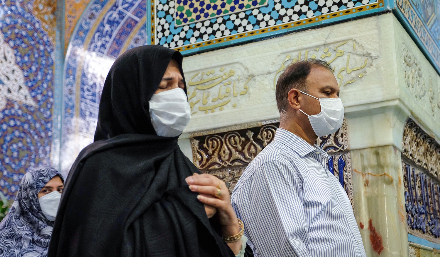 پاکستان کی بحریہ کے کمانڈر کی حرم امام رضا علیہ السلام میں حاضری+تصاویر