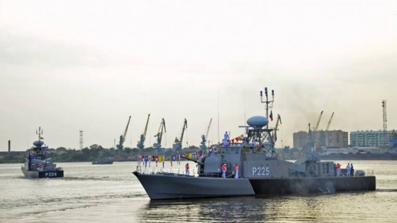 G.Persique: Coup naval Iran/Chine/Russie