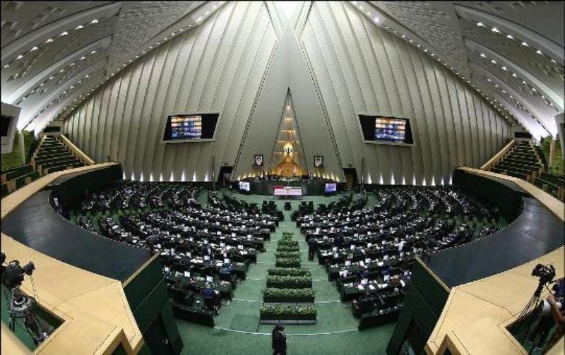 ایرانی پارلیمنٹ نے نئی حکومت کے تجویز کردہ 18 وزراء کے حق میں ووٹ دیا
