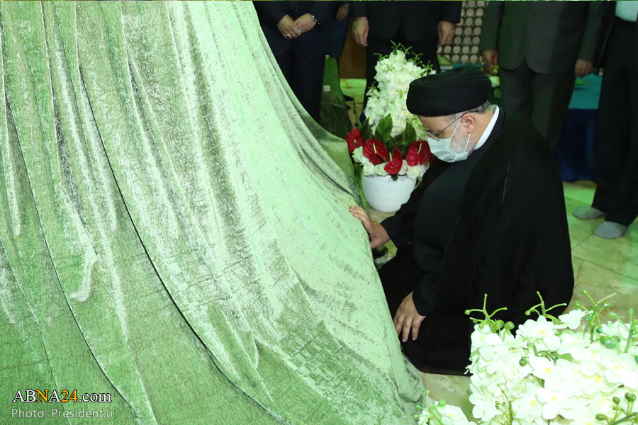 تصویری رپورٹ/ صدر رئیسی نے اپنی کابینہ کے ہمراہ بانی انقلاب اسلامی کے مزار پر حاضری دے کر تجدید عہد کیا