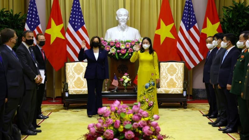 Hasil Safari Kamala Harris ke Asia; Eskalasi Represi terhadap Cina