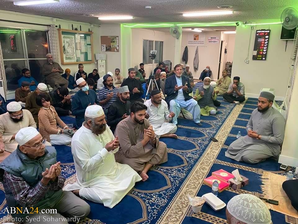 Photos: Questions, answers session with Top Sunni cleric 'Imam Syed Soharwardy' at the night of Ashura in Calgary
