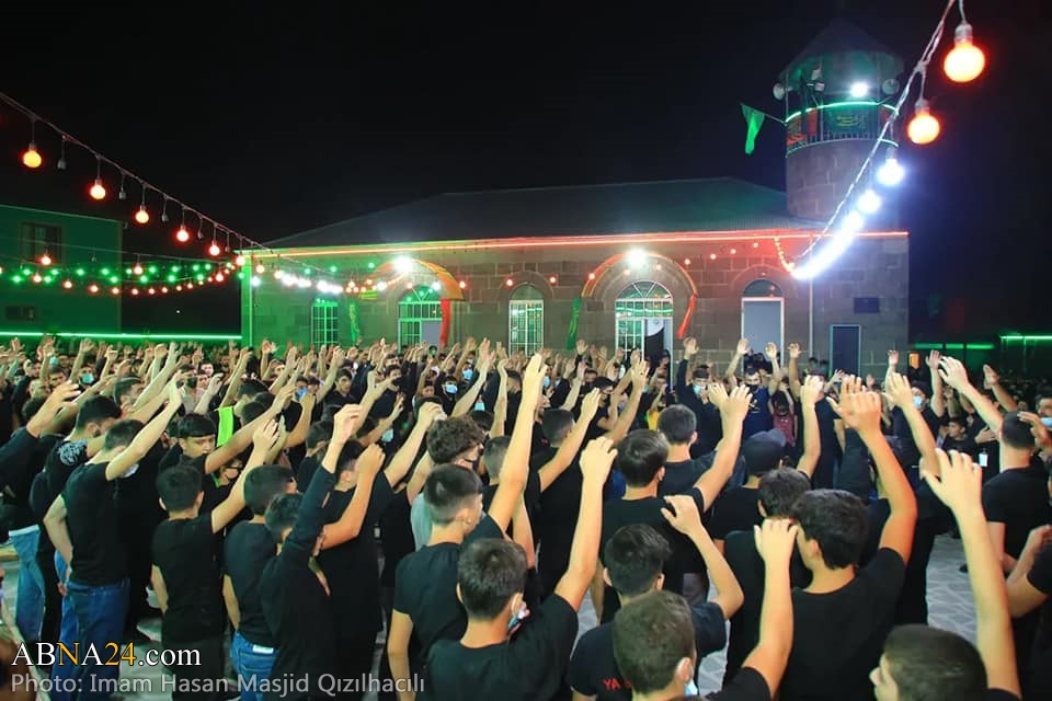 تقارير مصورة / مجلس عزاء حسيني يوم عاشوراء بمسجد الامام الحسن (ع) في قرية "قزل حاجلي"
