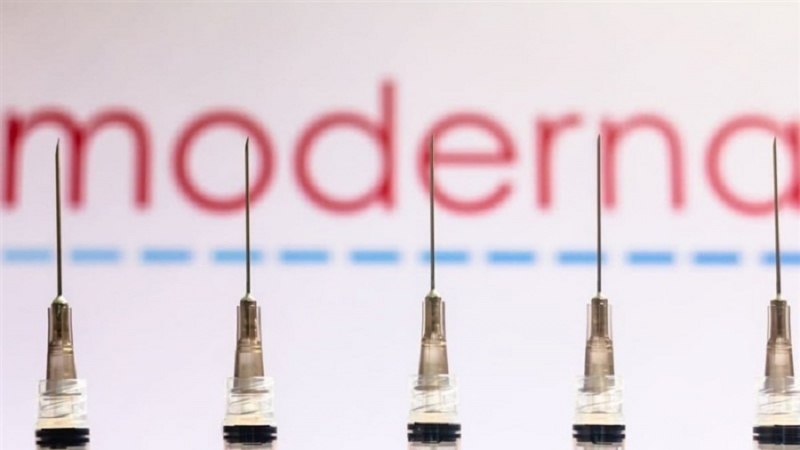 Vaccini, Giappone blocca Moderna: fiale contaminate