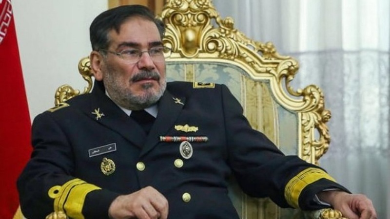 Шәмхани: "Беннет вә Бајден ҝөрүшүндә Иранын тәһдид едилмәси ганунсуздур"
