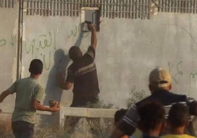 مقتل القناص الإسرائيلي الذي أصيب على حدود غزة
