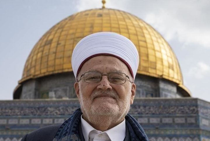 الشيخ صبري: انتهاكات المستوطنين للأقصى يومياً اعتداء صارخ للسيطرة عليه