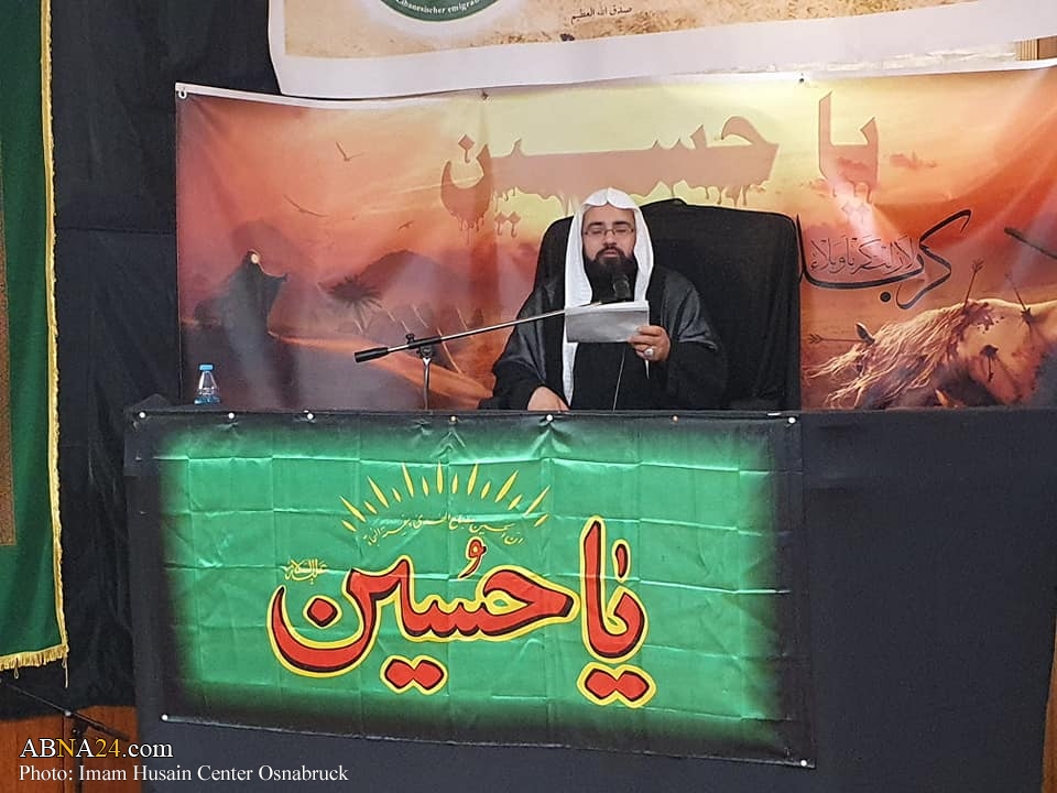 تقارير مصورة / مجلس عزاء يوم عاشوراء في مركز الإمام الحسين (ع) بمدينة "أسنابروك"