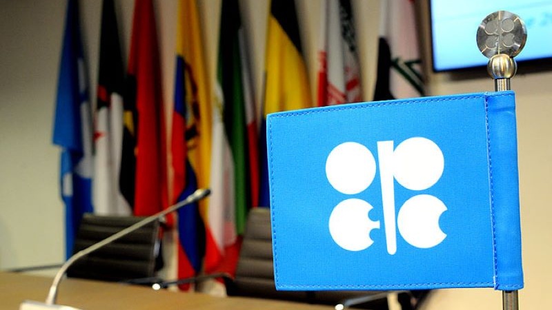 OPECプラスが、石油市場のバランス維持を強調