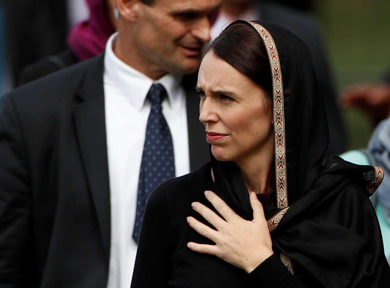 رئيسة وزراء نيوزيلندا تصف الهجوم على أحد أسواق أوكلاند بـ “الإرهابي”