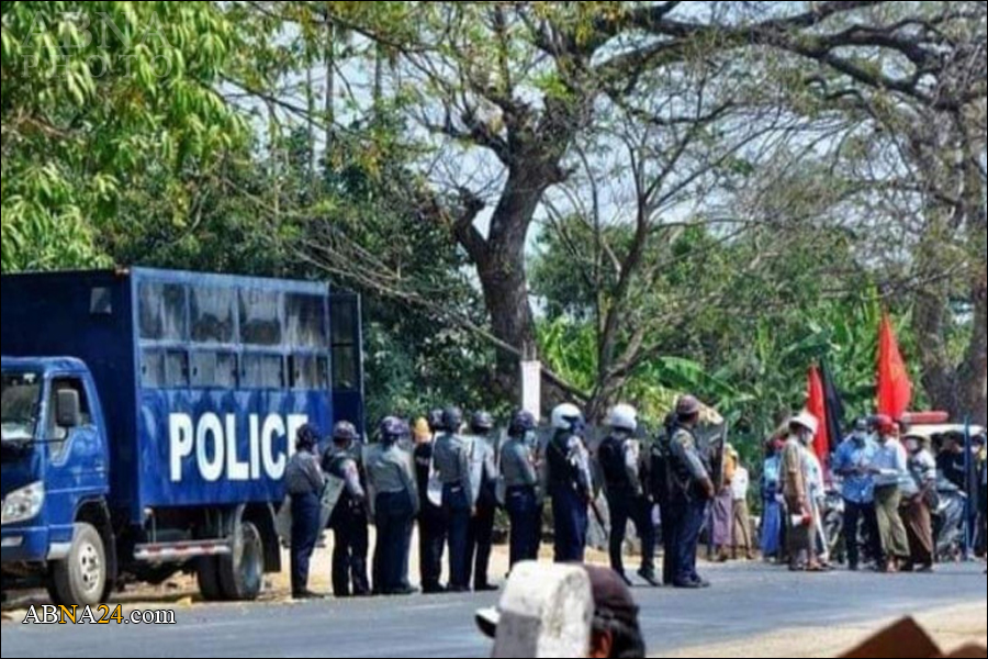  ဒီ ပဲယင္းၿမိဳ႕နယ္၊ မူခတြင္း ႐ြာက ဖမ္းဆီး ခံျပည္သူ ၇ ဦး ျပန္လည္  လြတ္ေျမာက္ မူးခတြင္း႐ြာမွာ ဆႏၵျပစဥ္