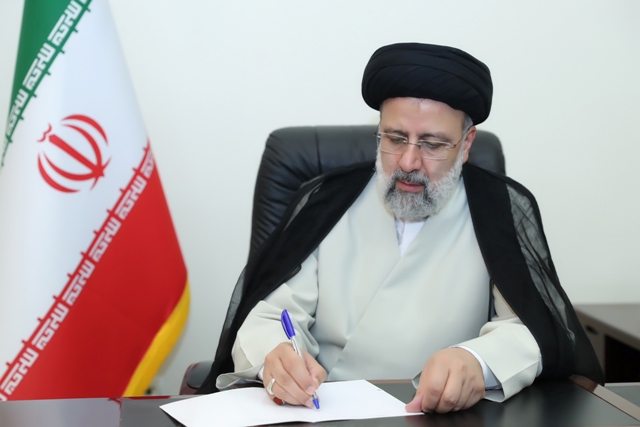 Iran President condoles Grand Ayatollah Sayyid Muhammad Saeed Hakim’s demise