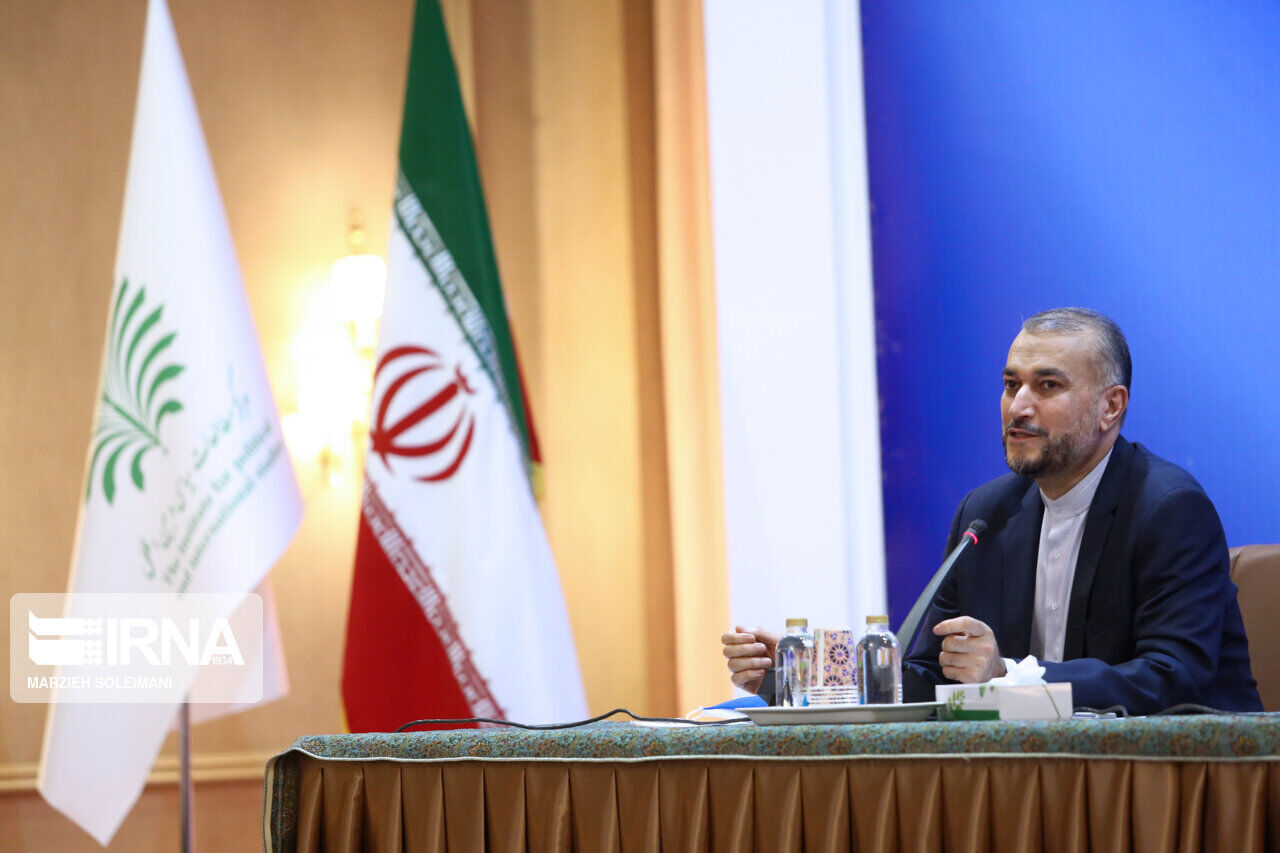 Iranian FM: Washington not defendant but criminal in breaching JCPOA