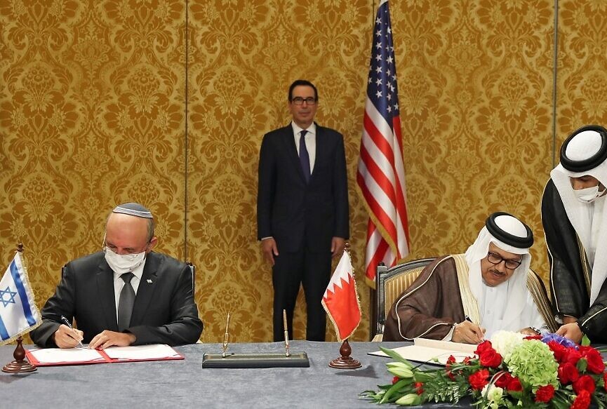 سلطات البحرين تسهل دخول الصهاينة إلى أراضيها