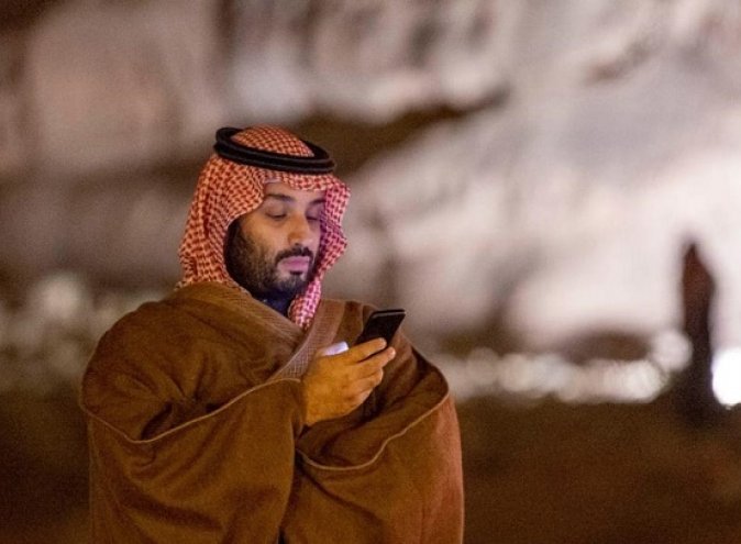 لمنع انتقاد بن سلمان.. قوانين تقيد حرية الرأي في السعودية