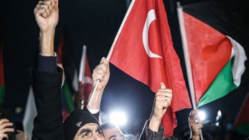 خۆپێشاندانی دژی ڤاکسینی کۆرۆنا لە تورکیا سەرباری 23 ھەزار تووشبووی نوێ