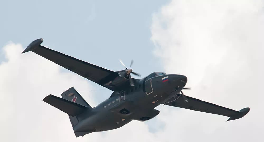 Avião com 16 pessoas cai e pega fogo na Rússia, 4 morrem, dizem serviços de emergência