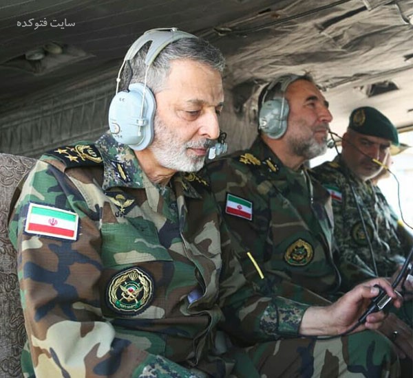 Top Commander: Iran to manufacture new large warship, destroyers