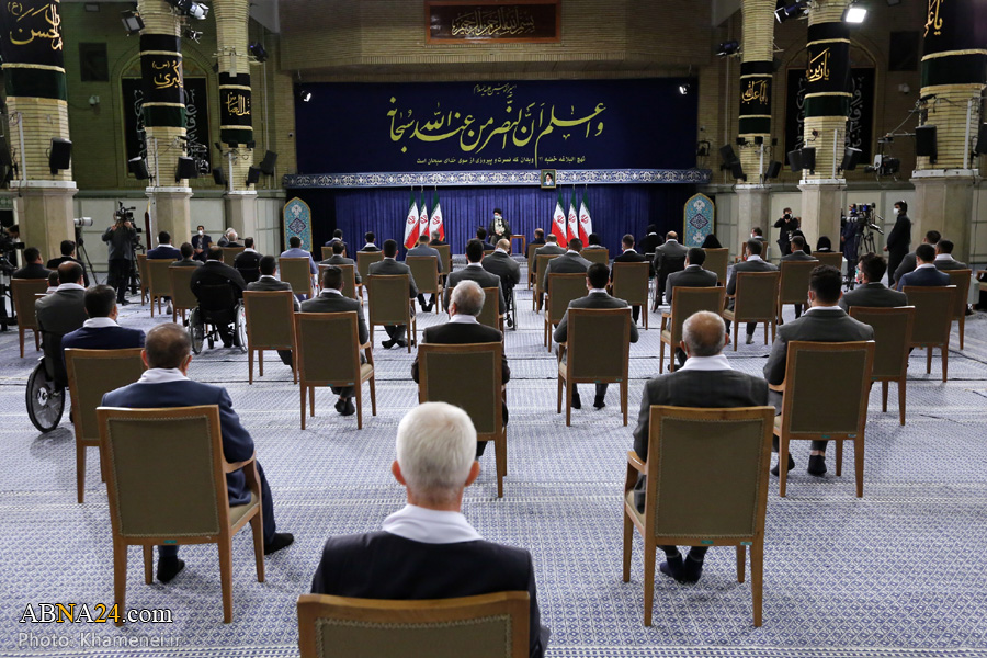 Photos: Imam Khamenei meets with Iranian Olympic, Paralympic medalists