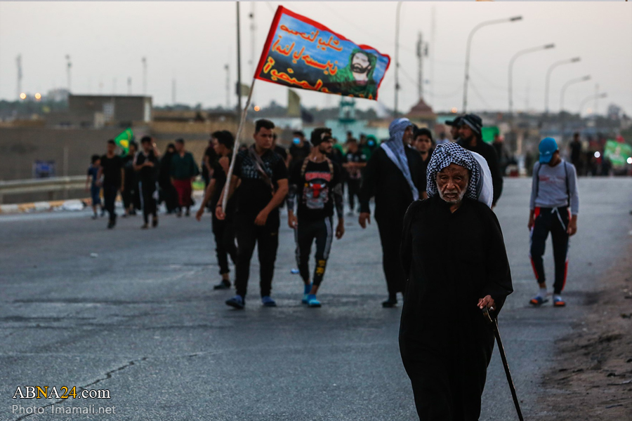 تقارير مصورة / وصول زوار أربعينية الامام الحسين (ع) الى محافظة الديوانية