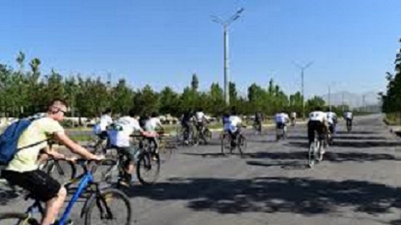 Аз мошин ба дучарха: даъвати раиси Кумита аз тоҷикистониён